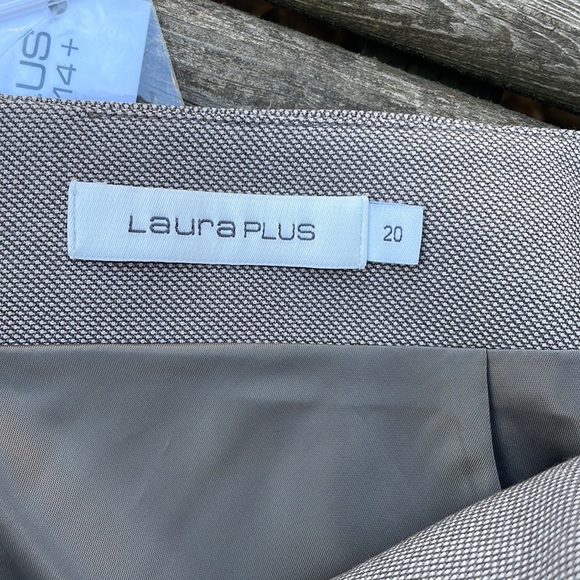 NWT Laura Plus Lined Skirt - Picture 2 of 6